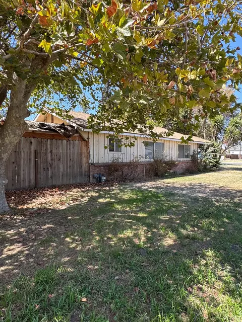 1900 W 4th St, Madera, CA 93637 photo 3