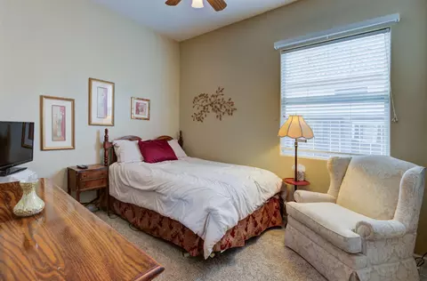 Bedroom - 10864 E Clearwater Way, Clovis, CA 93619 photo 6 of 6