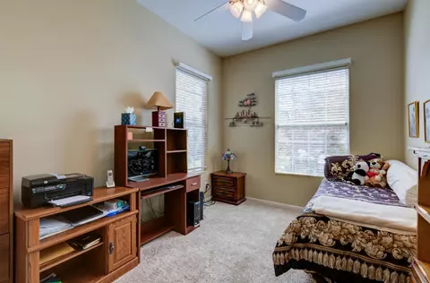 Bedroom - 10864 E Clearwater Way, Clovis, CA 93619 photo 4 of 6