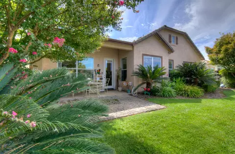 Exterior - 10864 E Clearwater Way, Clovis, CA 93619 photo 7 of 8