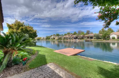 Exterior - 10864 E Clearwater Way, Clovis, CA 93619 photo 4 of 8