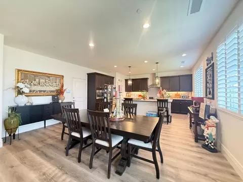Dining - 1014 Treasure Hills Dr, Madera, CA 93636 photo 2 of 3