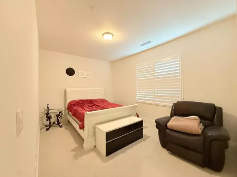 Bedroom - 1014 Treasure Hills Dr, Madera, CA 93636 photo 1 of 4