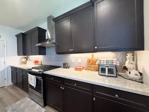 Kitchen - 1014 Treasure Hills Dr, Madera, CA 93636 photo 1 of 6