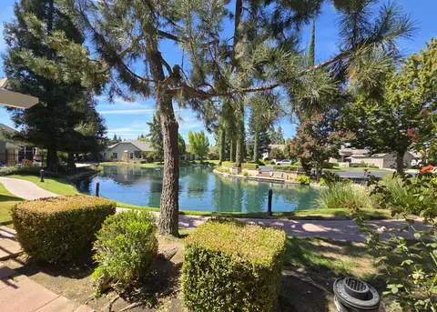 View/Area - 2337 Dawson Cove Ln S, Clovis, CA 93611 photo 4 of 4