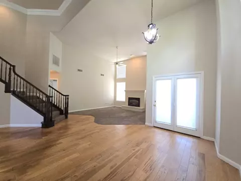 Living - 2337 Dawson Cove Ln S, Clovis, CA 93611 photo 3 of 4
