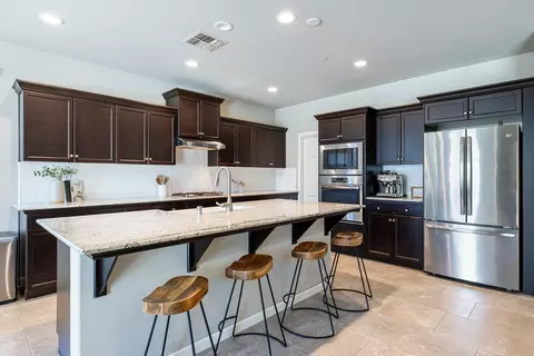 Kitchen - 4052 Flint Ave, Clovis, CA 93619 photo 2 of 7