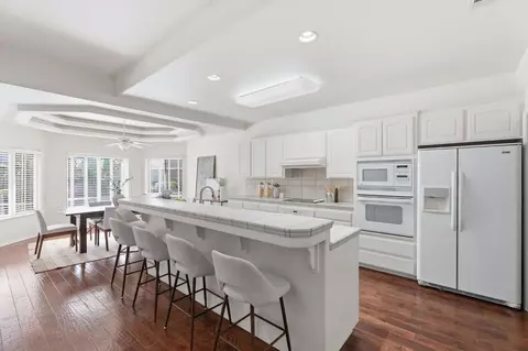 Kitchen - 3320 Forum Way, Madera, CA 93637 photo 1 of 3