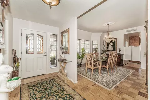 Entry Way - 20100 Tollhouse Rd, Clovis, CA 93619 photo 1 of 2