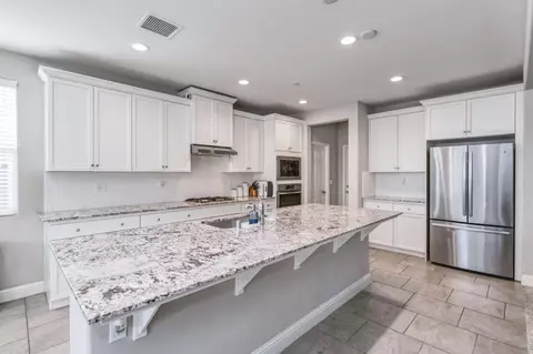 Kitchen - 3912 Sussex Ave, Clovis, CA 93619 photo 1 of 4
