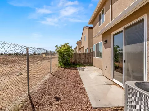 Exterior - 1950 Kelly Ln, Clovis, CA 93611 photo 3 of 5