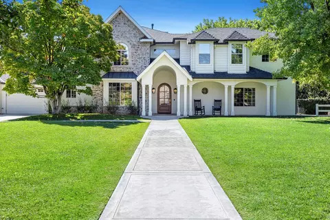 Exterior - 5687 E Province Ave, Clovis, CA 93619 photo 1 of 18