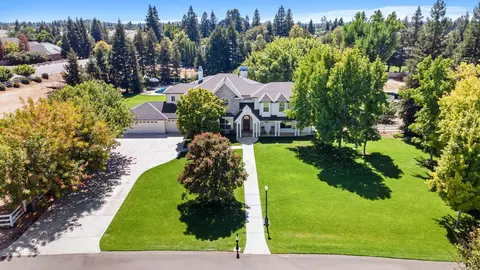 View/Area - 5687 E Province Ave, Clovis, CA 93619 photo 3 of 8