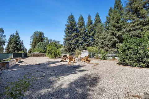 Exterior - 5687 E Province Ave, Clovis, CA 93619 photo 16 of 18