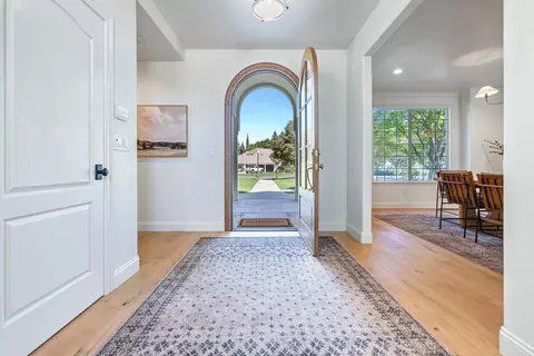 Entry Way - 5687 E Province Ave, Clovis, CA 93619 photo 1 of 6