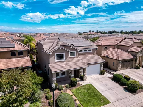 View/Area - 563 Mesa Dr S, Madera, CA 93636 photo 3 of 10