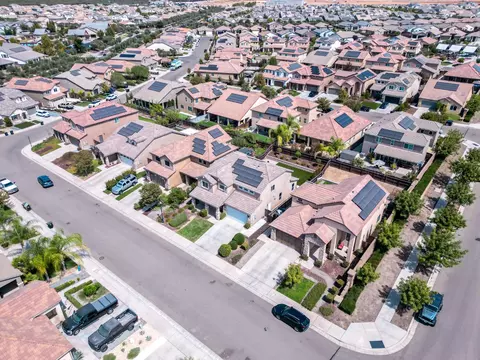 View/Area - 563 Mesa Dr S, Madera, CA 93636 photo 6 of 10
