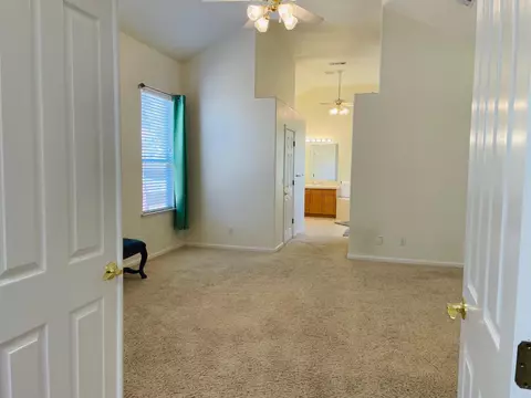 Other - 563 W Omaha Ave, Clovis, CA 93619 photo 1 of 6