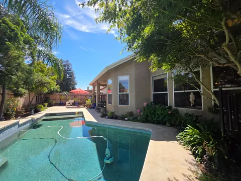 Other - 563 W Omaha Ave, Clovis, CA 93619 photo 6 of 6