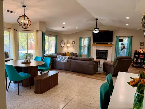 Living - 2555 Bellaire Way, Clovis, CA 93611 photo 1 of 4