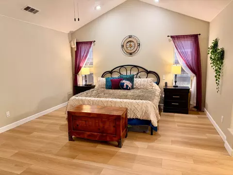 Bedroom - 2555 Bellaire Way, Clovis, CA 93611 photo 6 of 6