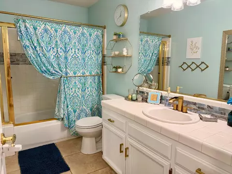 Bath - 2555 Bellaire Way, Clovis, CA 93611 photo 1 of 4