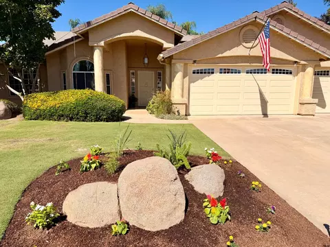 Exterior - 2555 Bellaire Way, Clovis, CA 93611 photo 4 of 15
