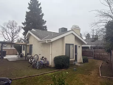 Exterior - 1338 E Castlecrest Ave, Visalia, CA 93292 photo 9 of 11