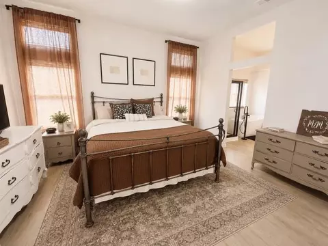 Bedroom - 325 W Decatur Ave, Clovis, CA 93611 photo 1 of 3