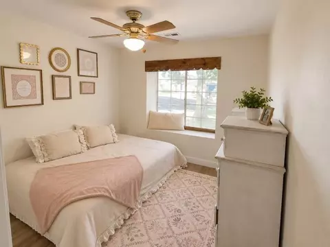 Bedroom - 325 W Decatur Ave, Clovis, CA 93611 photo 3 of 3