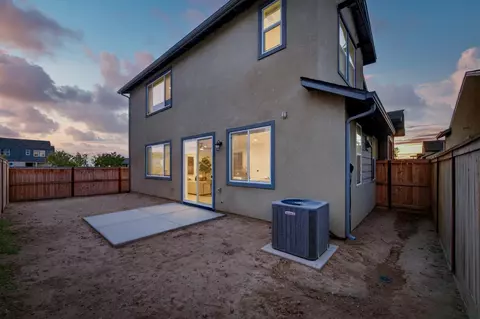 Exterior - 4071 Braden Rd, Madera, CA 93636 photo 6 of 9