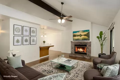 Living - 3237 Renn, Clovis, CA 93611 photo 3 of 5