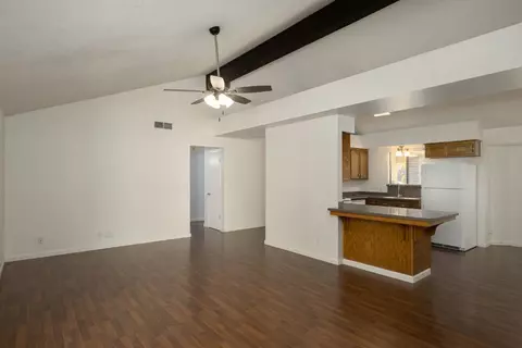 Living - 3237 Renn, Clovis, CA 93611 photo 4 of 5