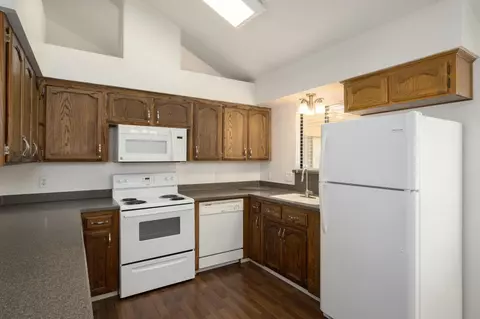 Kitchen - 3237 Renn, Clovis, CA 93611 photo 2 of 3