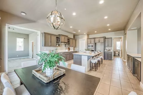 Dining - 89 Polson Ave, Clovis, CA 93612 photo 3 of 3
