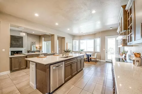 Kitchen - 89 Polson Ave, Clovis, CA 93612 photo 3 of 6