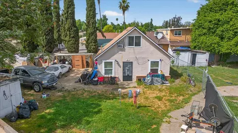 Exterior - 1328 E Fedora Ave, Fresno, CA 93704 photo 2 of 3