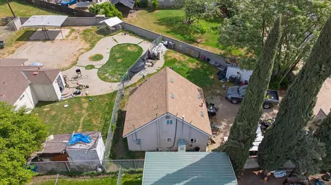 View/Area - 1328 E Fedora Ave, Fresno, CA 93704 photo 2 of 8