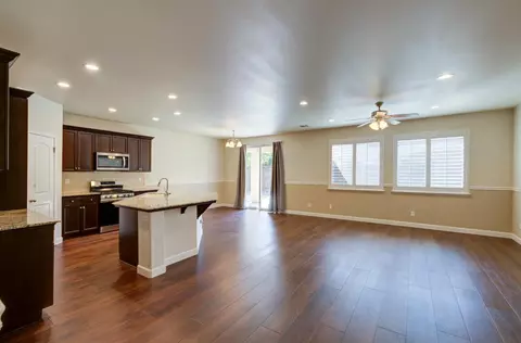 Living - 1630 Blackwood Ave, Clovis, CA 93619 photo 1 of 9