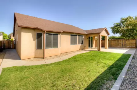 Exterior - 1630 Blackwood Ave, Clovis, CA 93619 photo 7 of 10