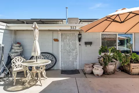 Exterior - 312 L St, Sanger, CA 93657 photo 5 of 9