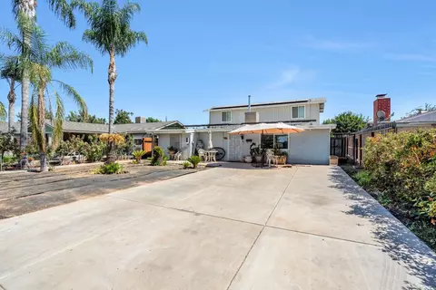 Exterior - 312 L St, Sanger, CA 93657 photo 2 of 9