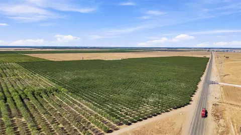 Other - 45551 W Panoche Rd, Firebaugh, CA 93622 photo 13 of 15