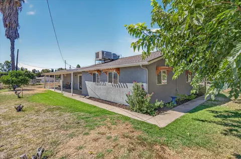 Exterior - 12909 E Gettysburg Ave, Sanger, CA 93657 photo 8 of 13