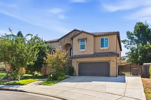 Exterior - 2603 E Powers Ave, Fresno, CA 93720 photo 4 of 11