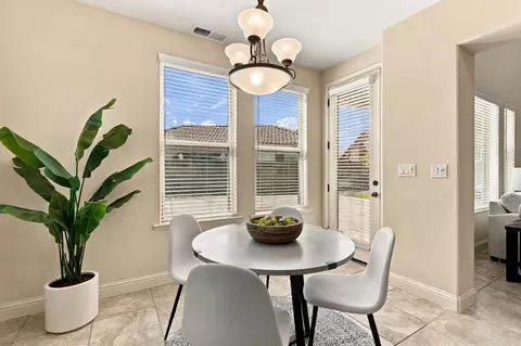 Dining - 2603 E Powers Ave, Fresno, CA 93720 photo 3 of 4