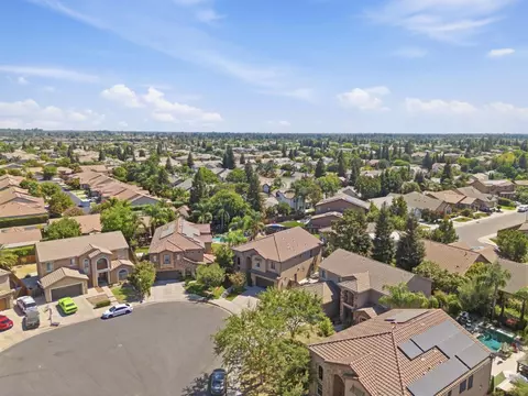 View/Area - 2603 E Powers Ave, Fresno, CA 93720 photo 4 of 12