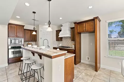 Kitchen - 2603 E Powers Ave, Fresno, CA 93720 photo 2 of 6