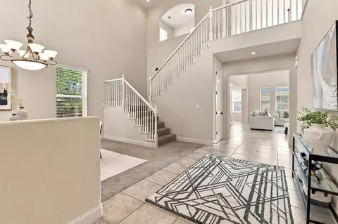 Entry Way - 2603 E Powers Ave, Fresno, CA 93720 photo 2 of 7