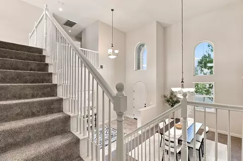 Entry Way - 2603 E Powers Ave, Fresno, CA 93720 photo 4 of 7